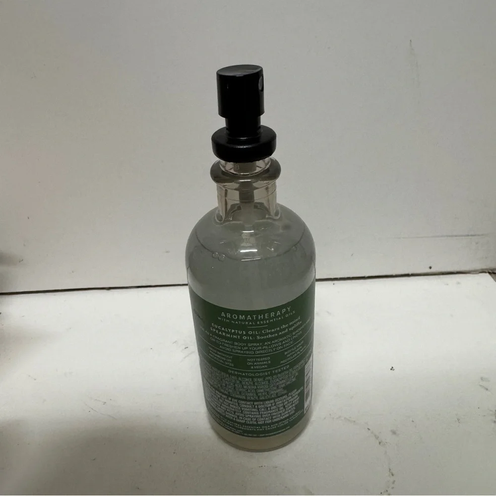 Bath Body Works Aromatherapy Eucalyptus Spearmint Stress Relief Oil Mist 5.3 OZ - Picture 3 of 3